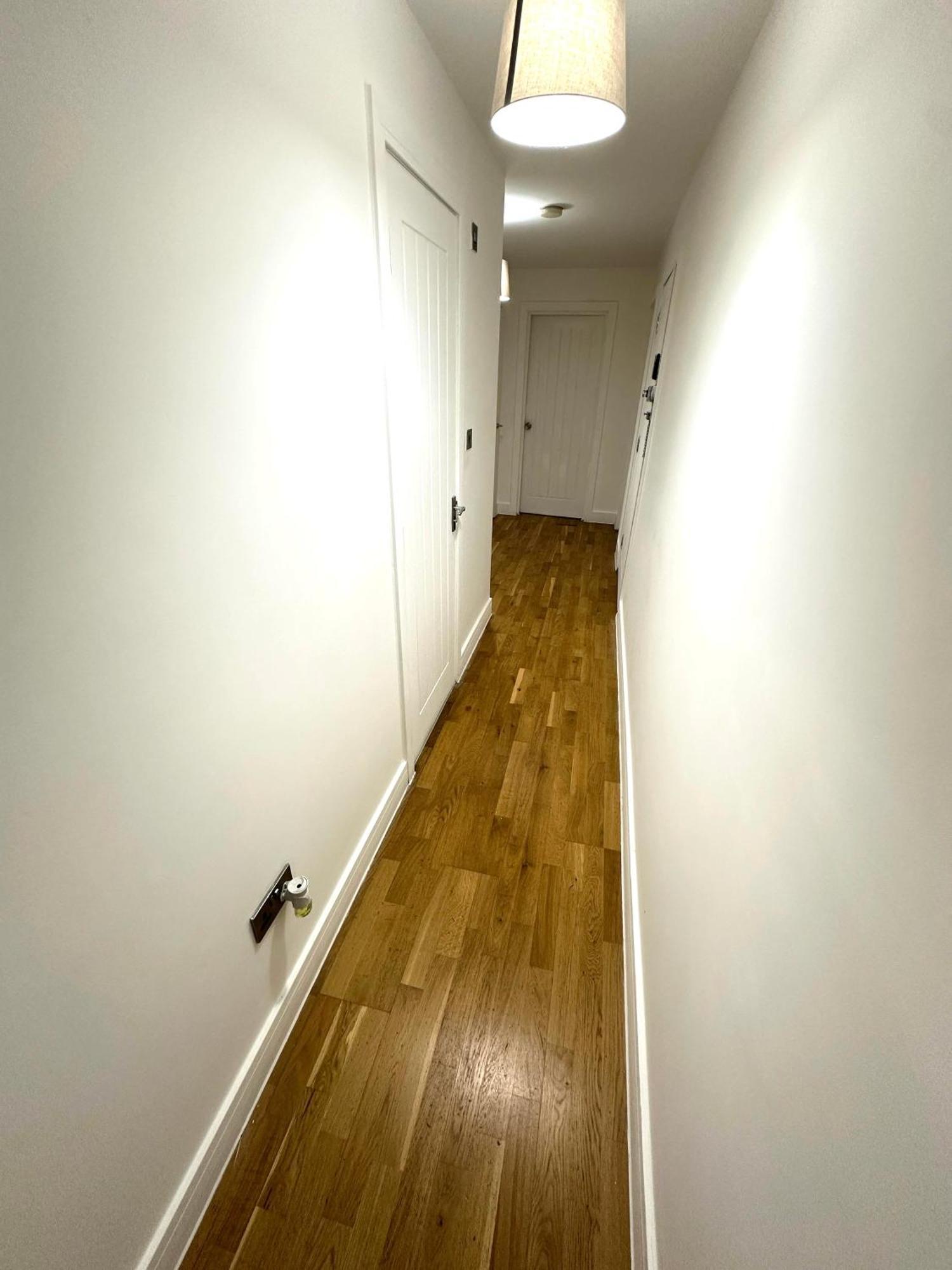 Elegant Spacious Modern 2 Bedroom - Whitechapel - 5mins To Aldgate Station Appartamento Londra