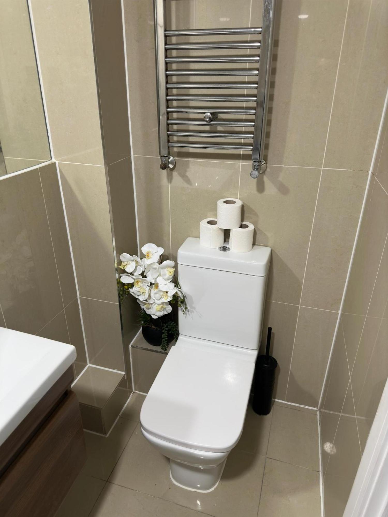 Appartamento Elegant Spacious Modern 2 Bedroom - Whitechapel - 5mins To Aldgate Station *